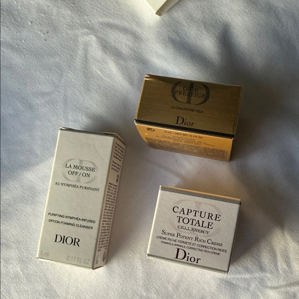 Dior Prestige and Capture Skincare Set in Gold and White - Picture 6 of 10